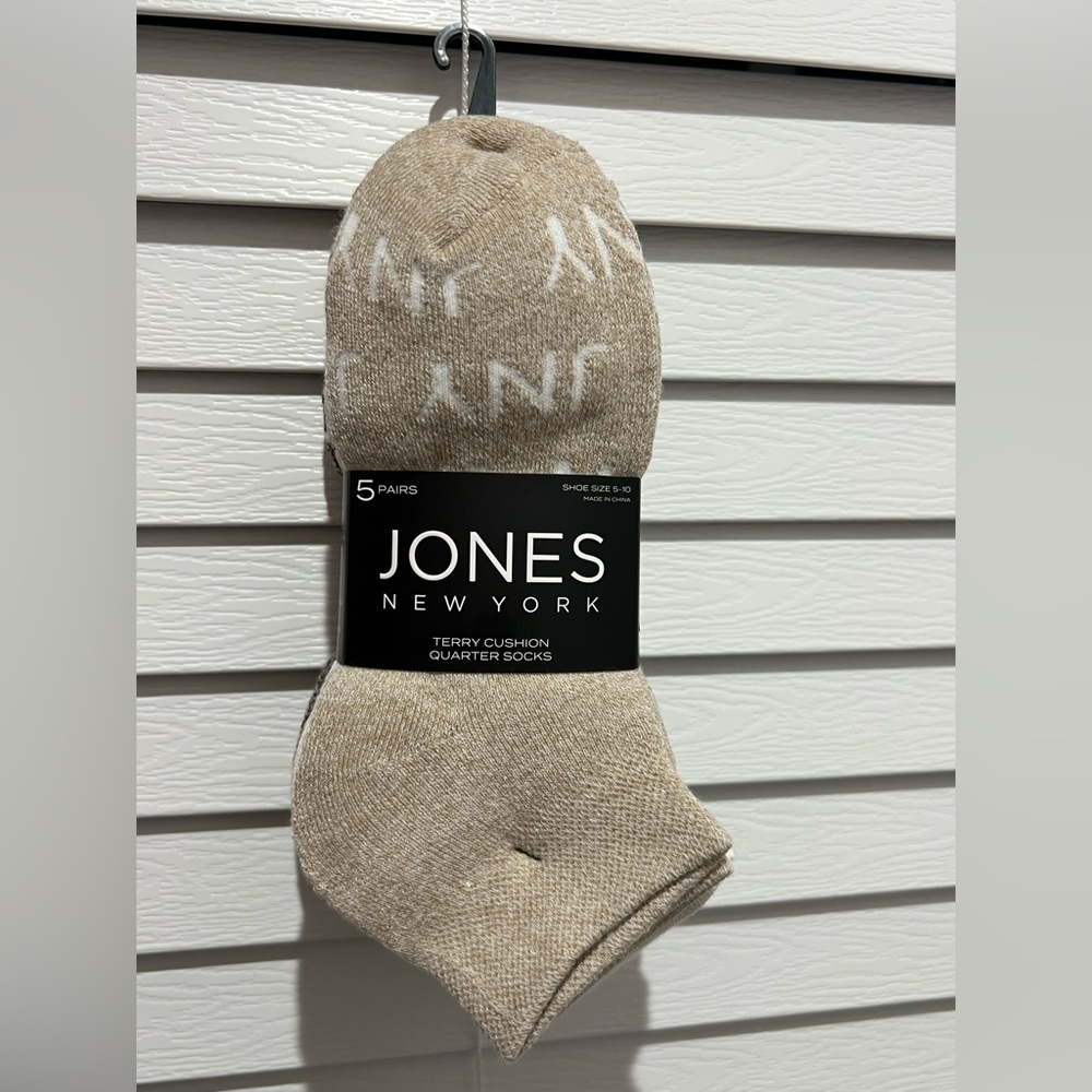 5 Pairs  Jones New York Women’s Socks